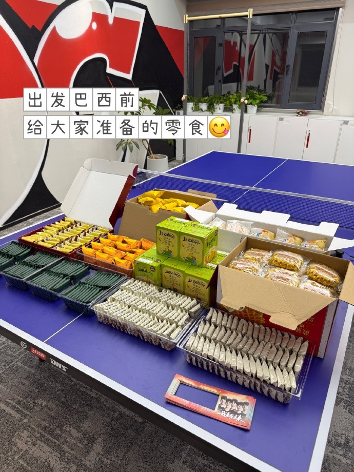 JDG分享照片回顾三月：四月继续，一起往更远的地方走